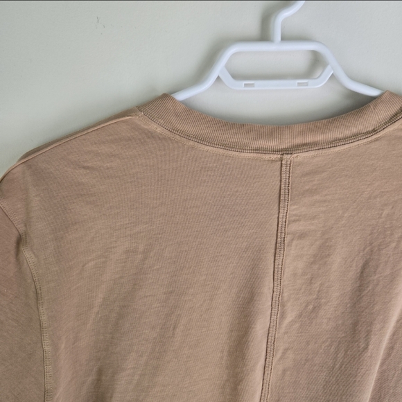 Lululemon Tee - Picture 2 of 3